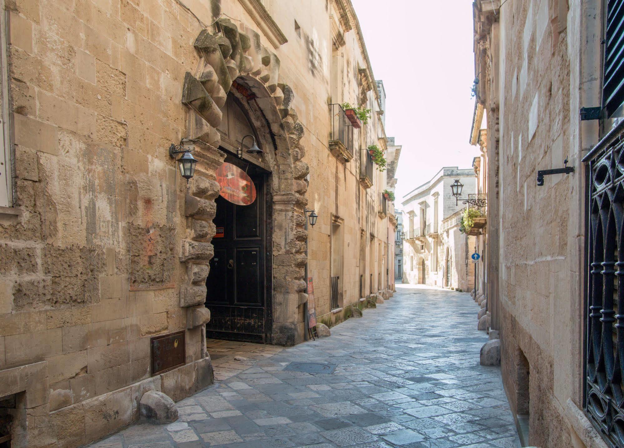 B&B Casa Li Santi Lecce Exterior photo